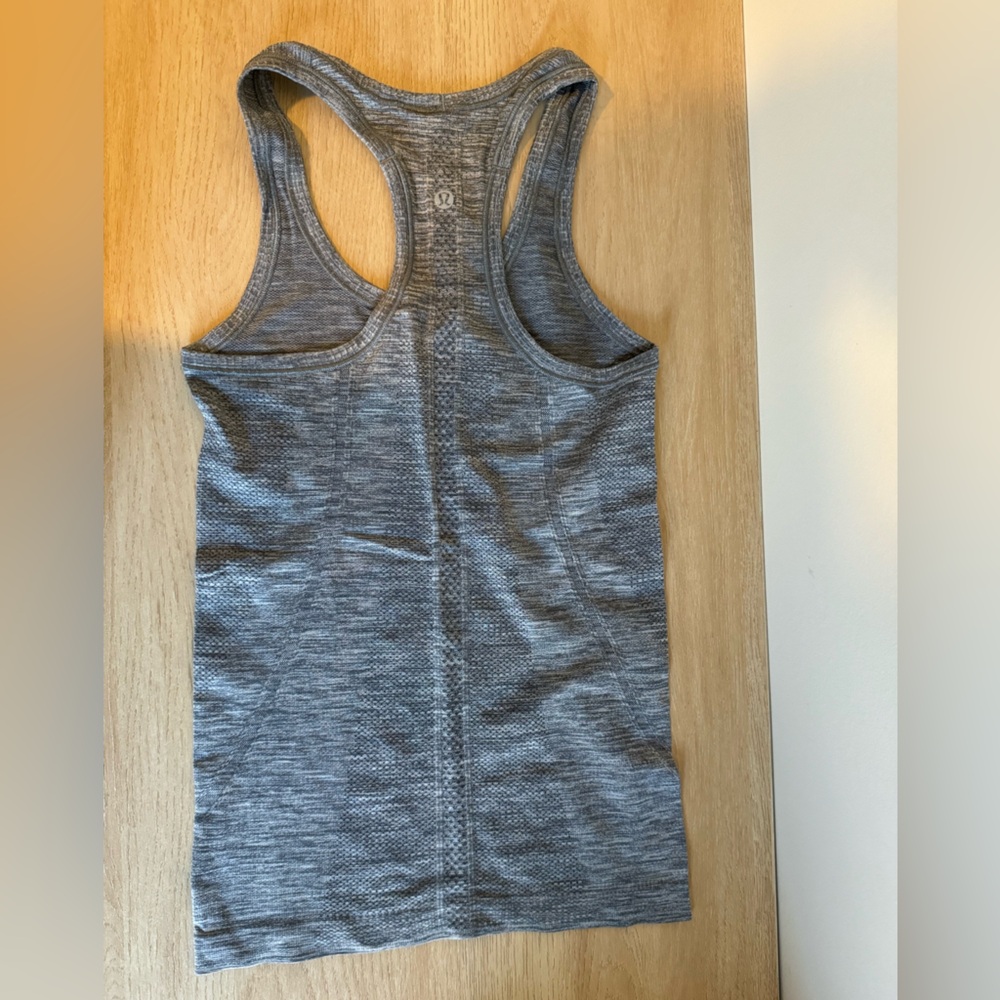 Lululemon tank top - size 2
